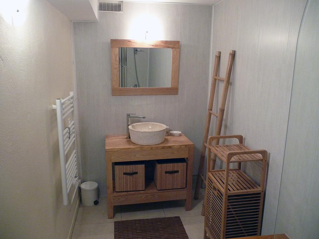 pigeonnier – gite de france – salle de bain
