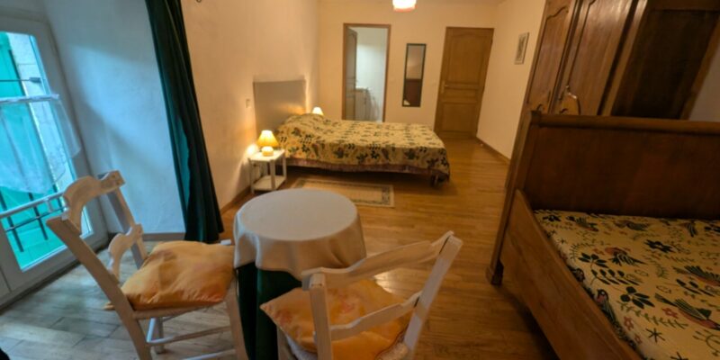 PXL_20251224_122459256.MP